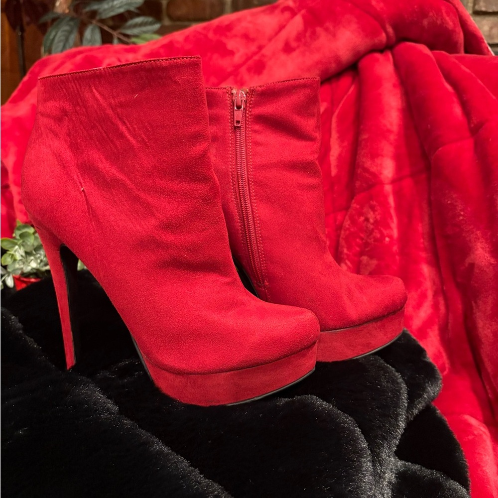 Chinese Laundry Red Hot booties with 4 1/2 inch heel.